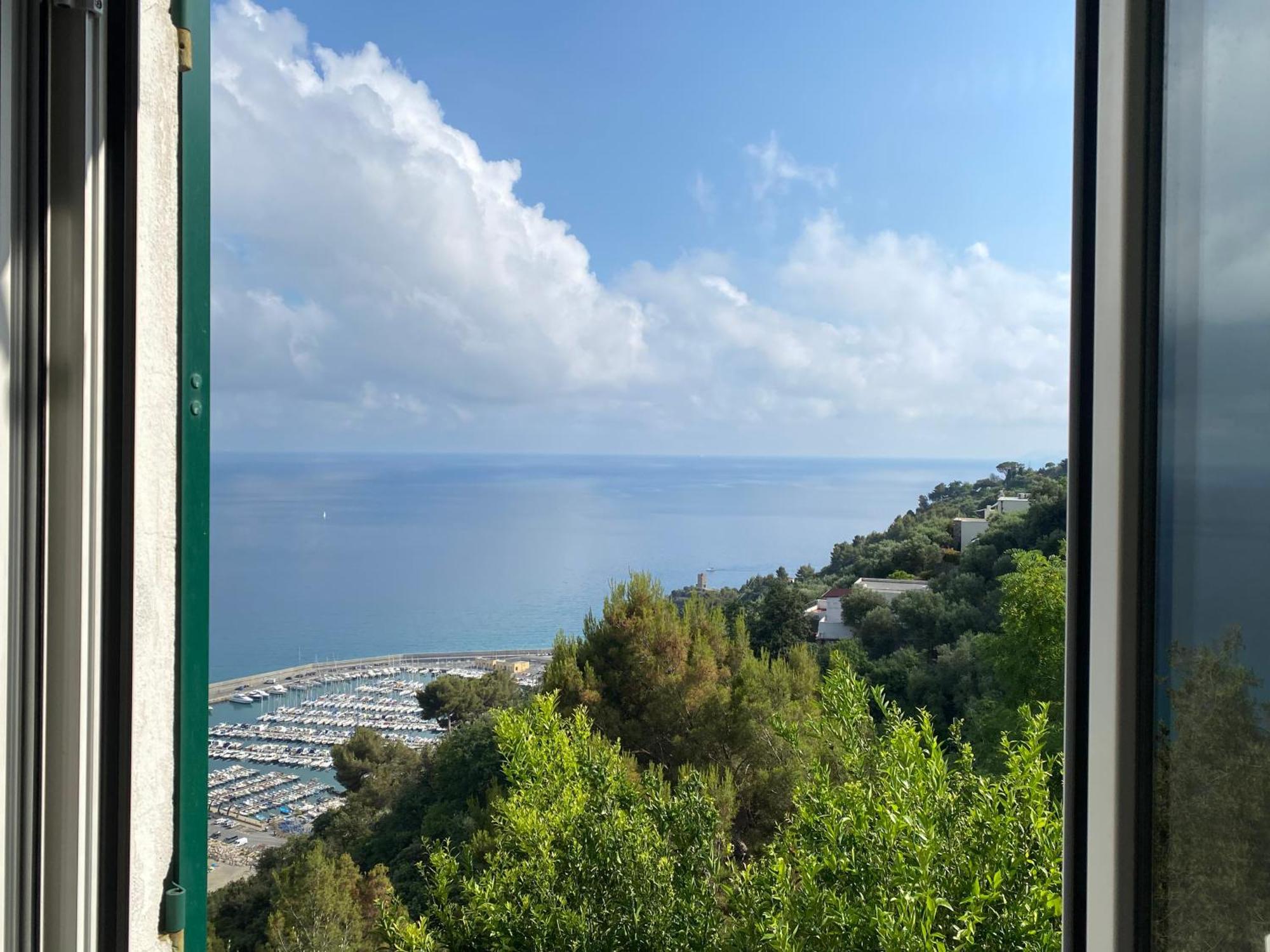 “Da Senso” Relax Nel Verde Vista Mare Finale Ligure Kültér fotó
